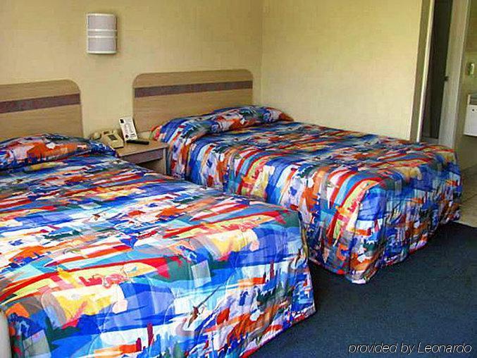 Motel 6-Clute, Tx Buitenkant foto